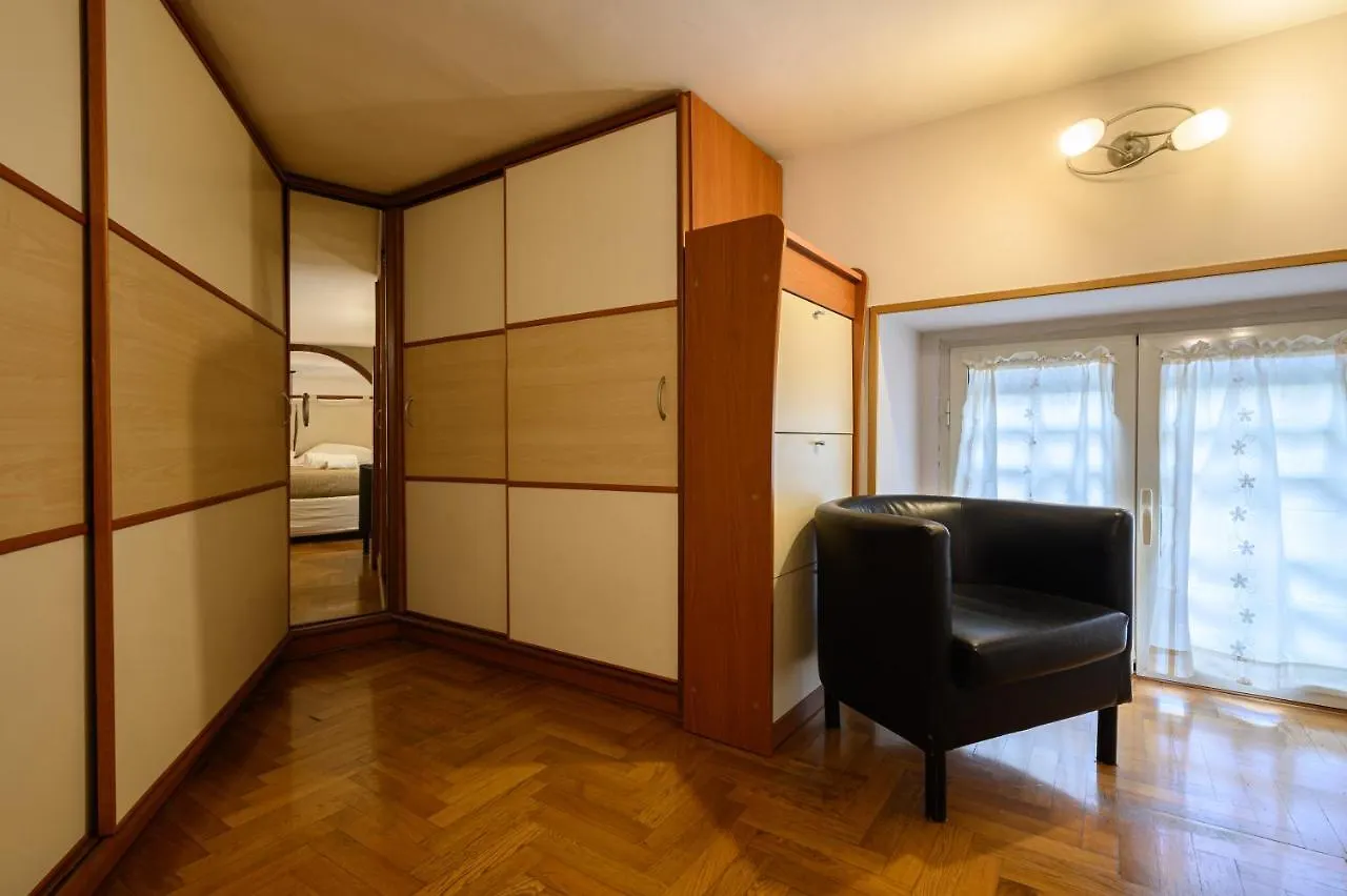 Via M Guadagno N 32 Apartment Naples