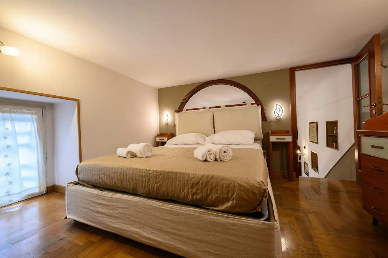 Via M Guadagno N 32 Apartment Naples Italy